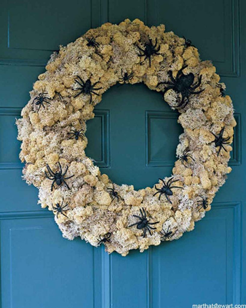 Musty Mossy Wreath
