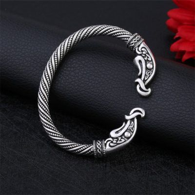 Vikings TV Show Ragnar Lothbrok Arm Ring (Bracelet) | GoodVibes7