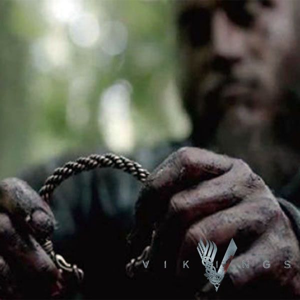 Vikings TV Show Ragnar Lothbrok Arm Ring
